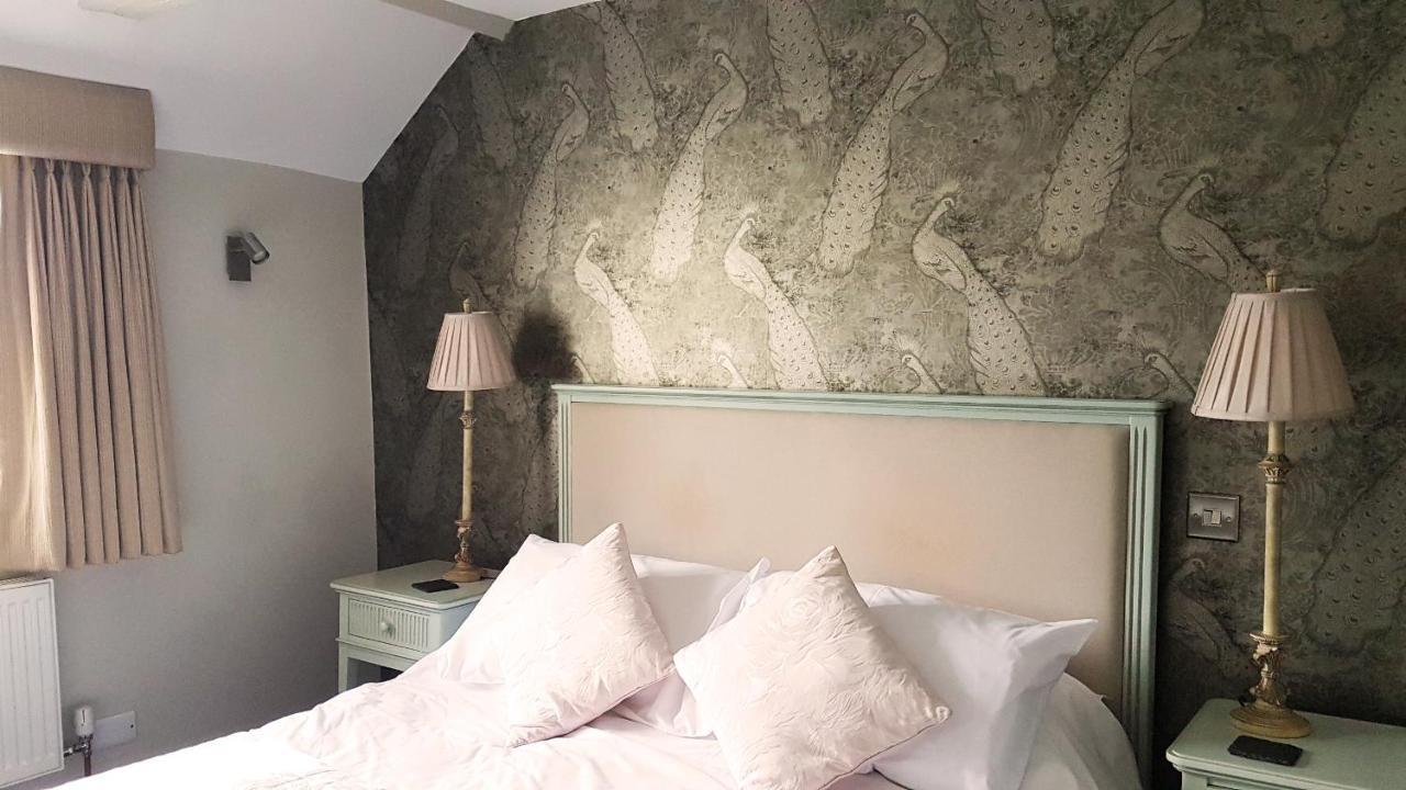 スタンフォード The Royal Oak Duddington Bed & Breakfast エクステリア 写真