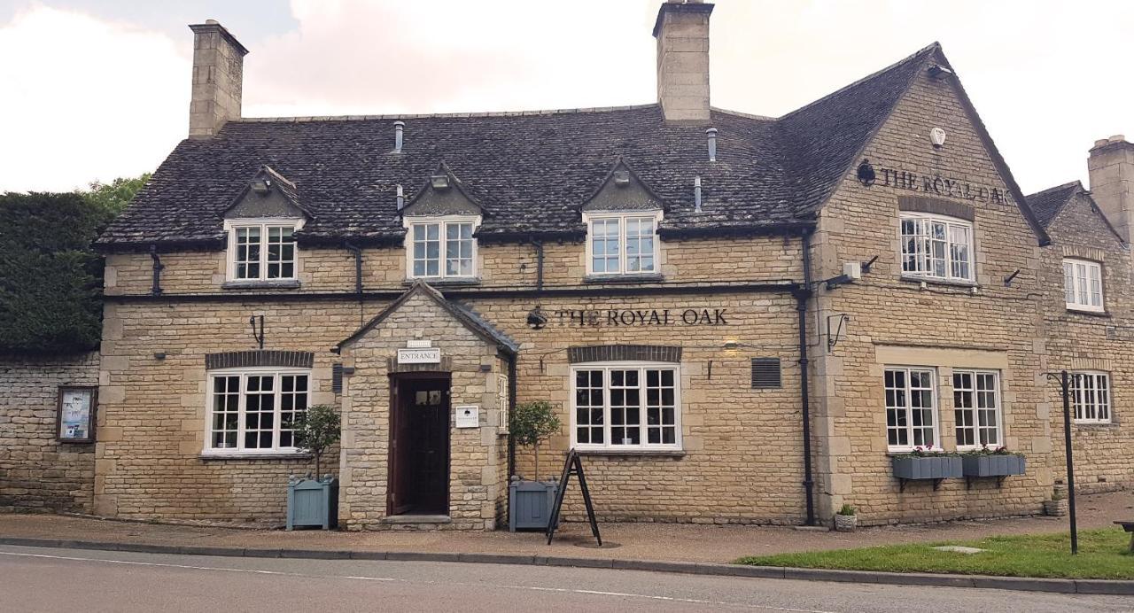 スタンフォード The Royal Oak Duddington Bed & Breakfast エクステリア 写真